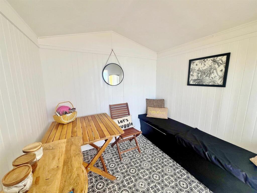 Beach Hut