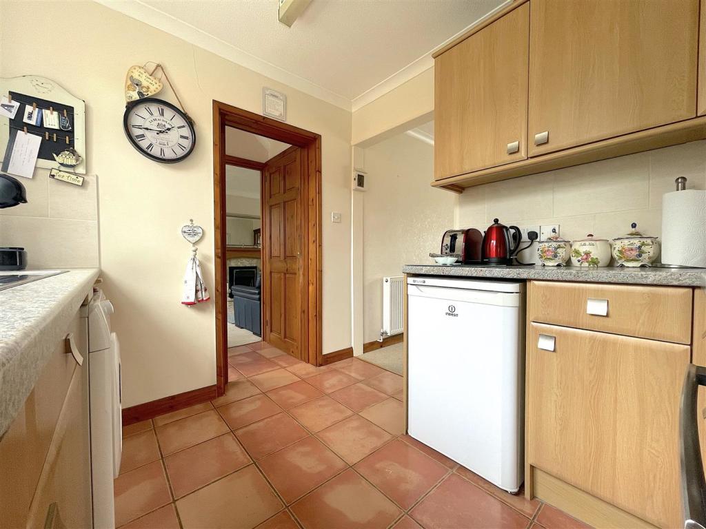 Kitchen (6).jpeg