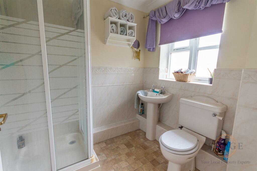15 st james way -17.jpg
