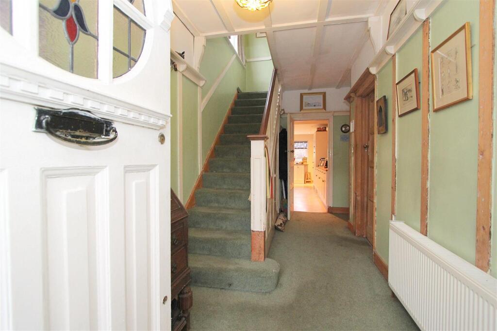 hall.JPG
