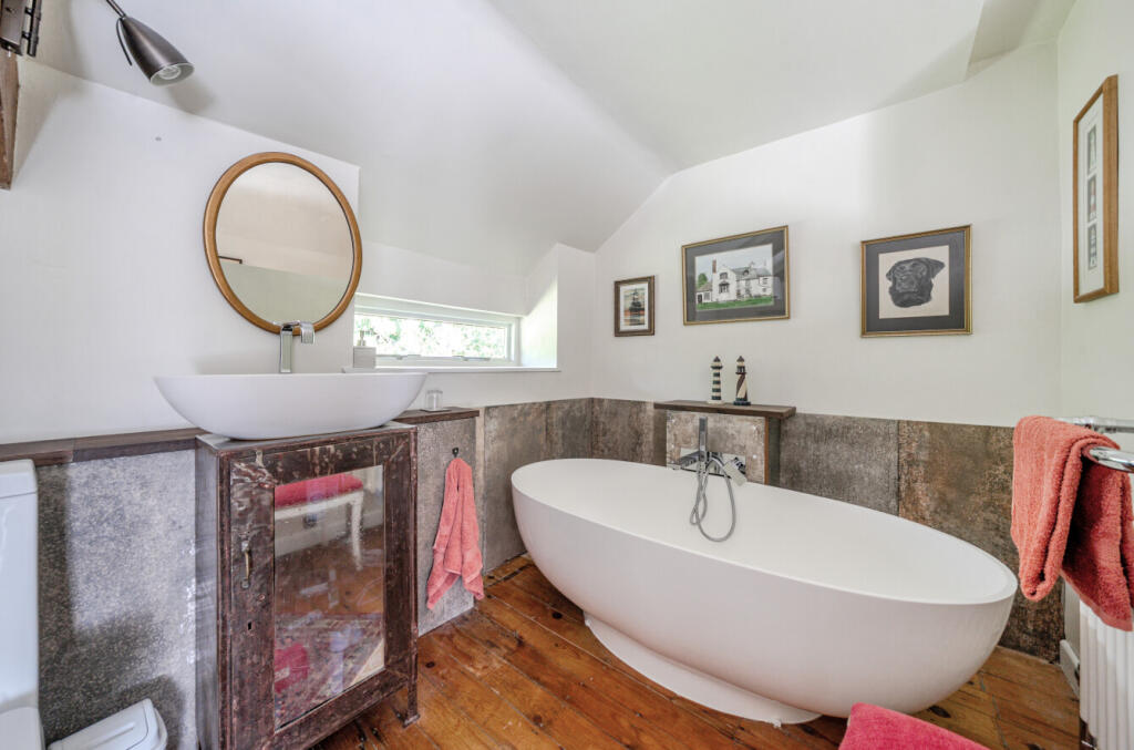 PRINCIPAL EN-SUITE