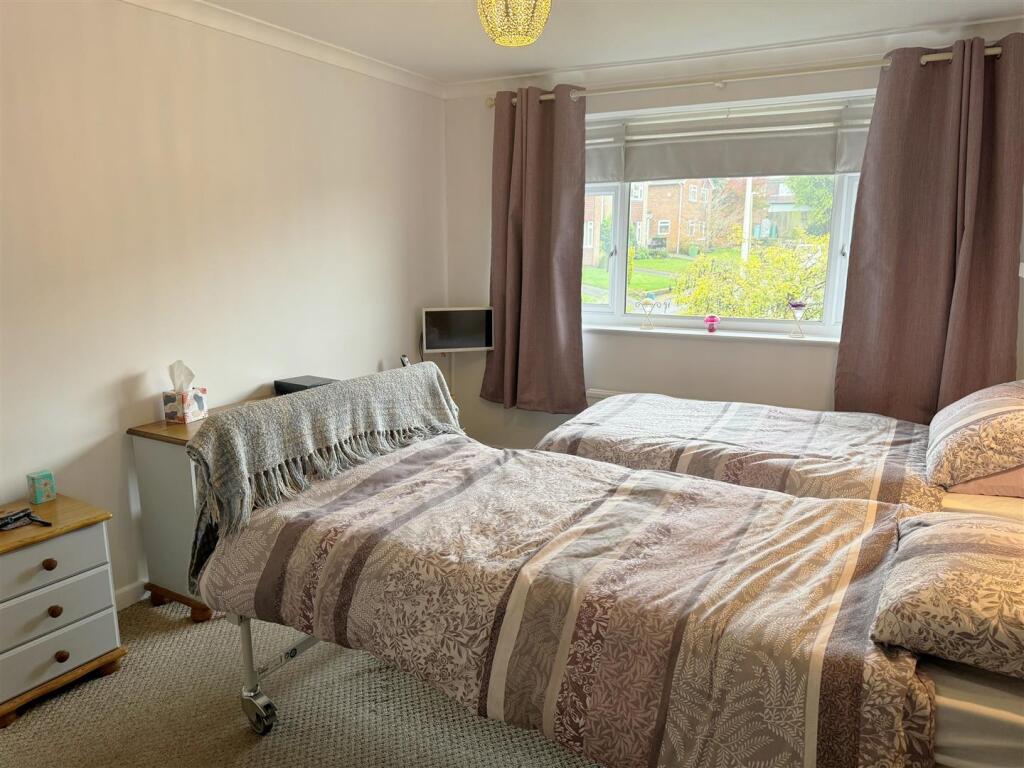 Bed 2.JPG