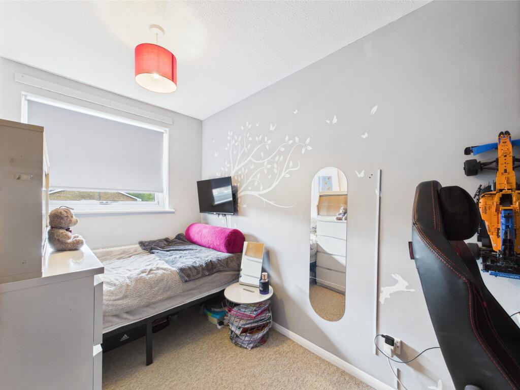 CAM01354G0-PR0488-STILL015