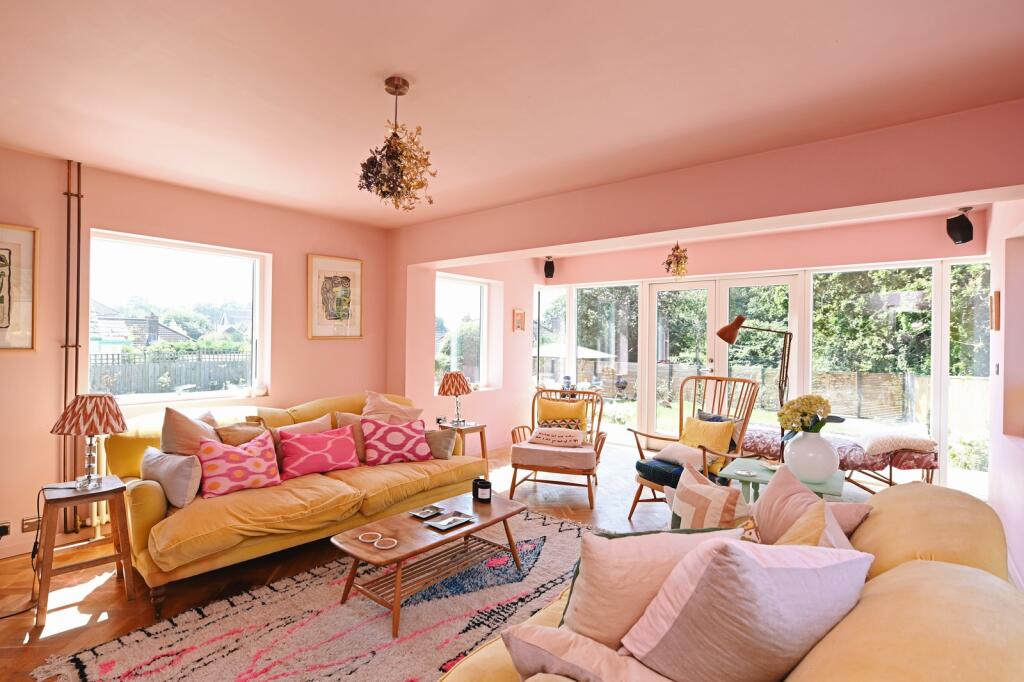 269641 - a0O6700000pBwTpEAK_N115_highres .JPG