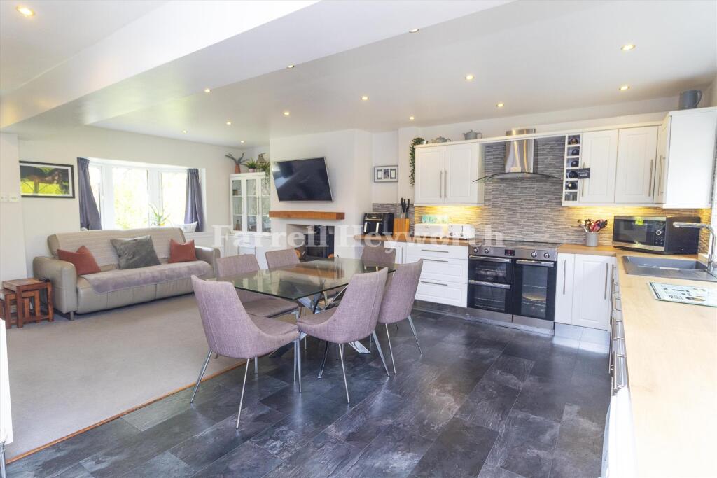 Open Plan Living 2