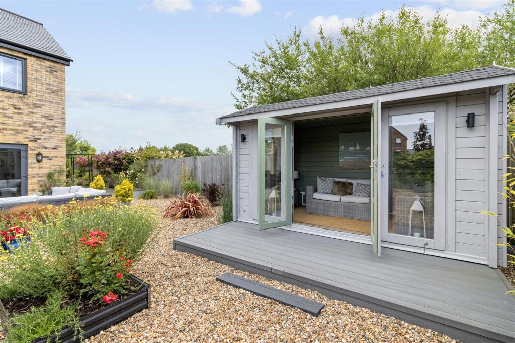 West Facing Summer House