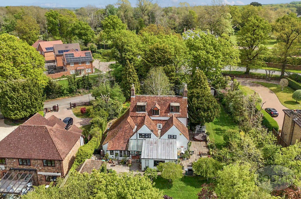 24aaa0dc-8b30-4c4...