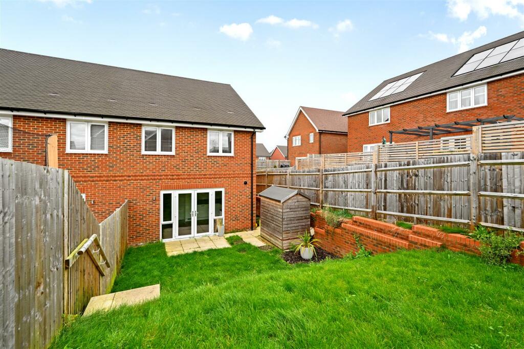 Swallows Rise, Portslade, BN41 (5).jpg