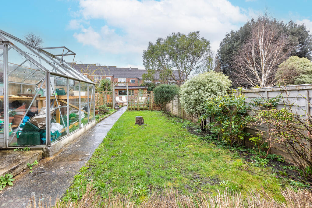 17 Penpol Avenue -38 - sky