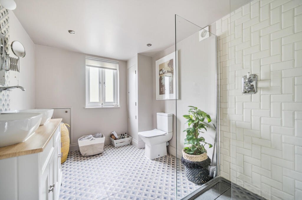 1335504-25-68adec...