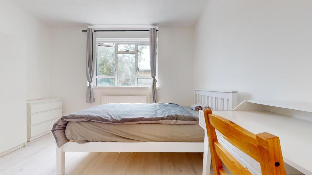 Bedroom 2C