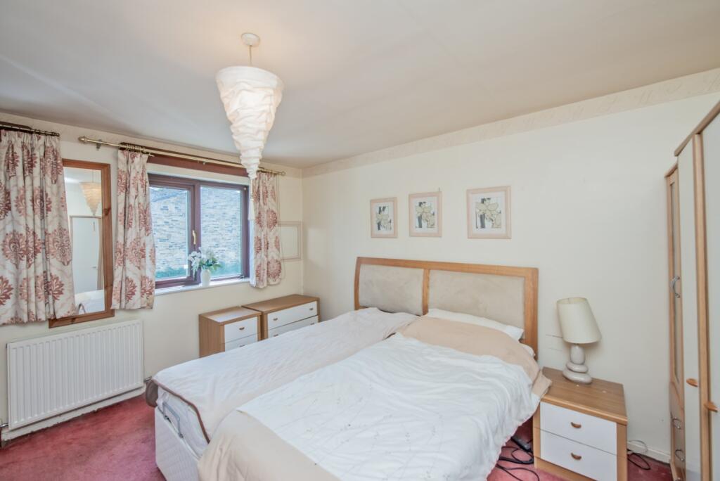 Bed 1