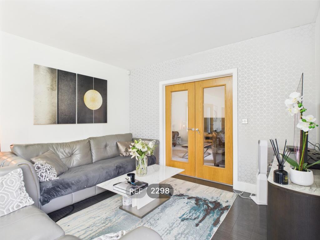 Kitchen / Dining / Living area