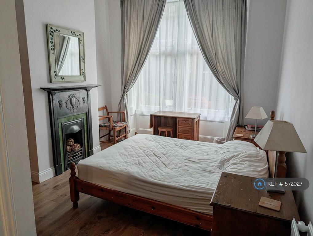 Front Bedroom