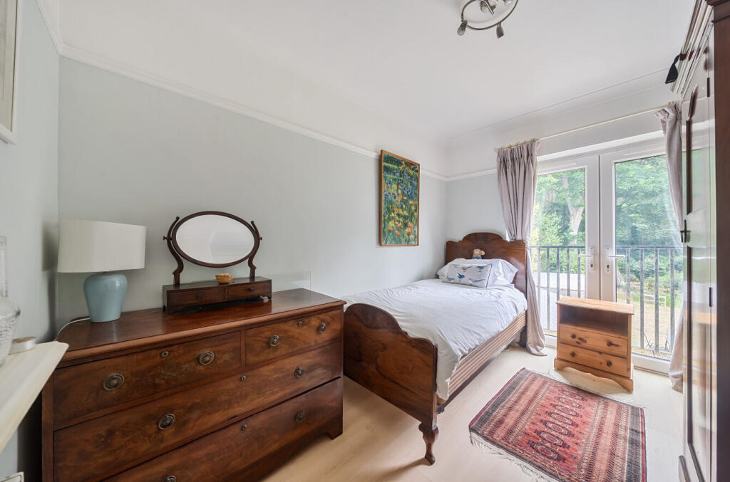 1328964-36-688373...