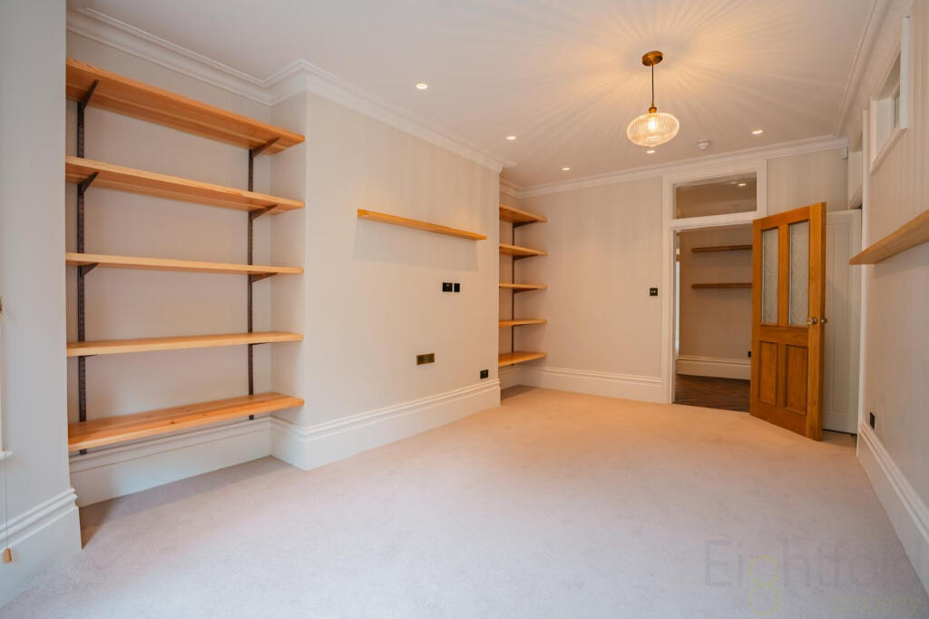 WhatsApp Image 2025-08-04 at 12.34.03-2.jpeg