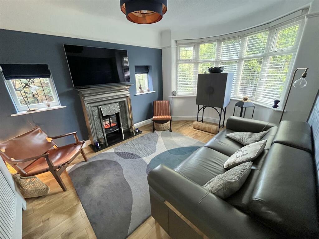 Sitting Room.jpg