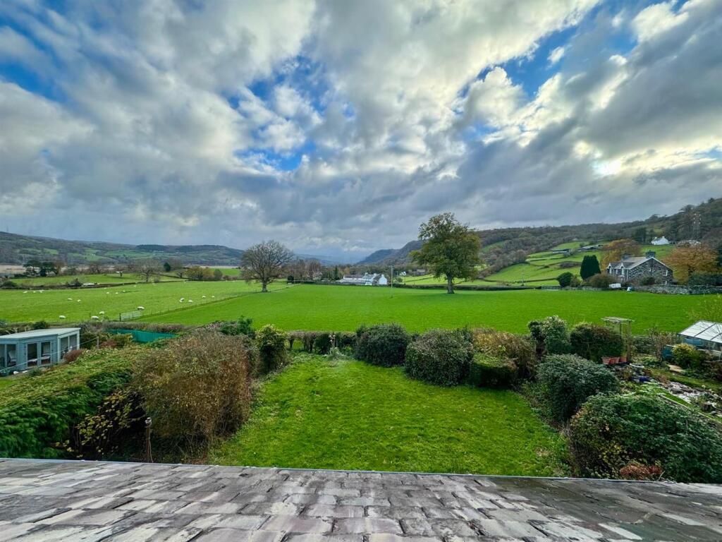 PHOTO-2025-12-10-14-21-25 (5).jpg