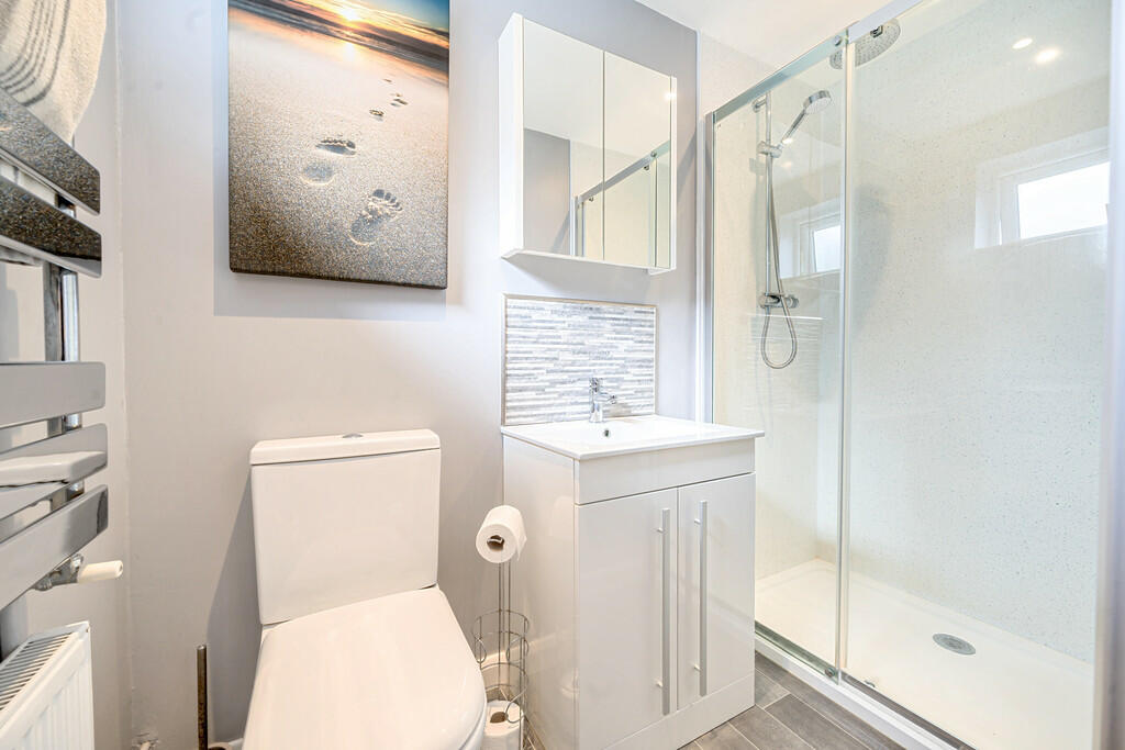 En-Suite Shower R...