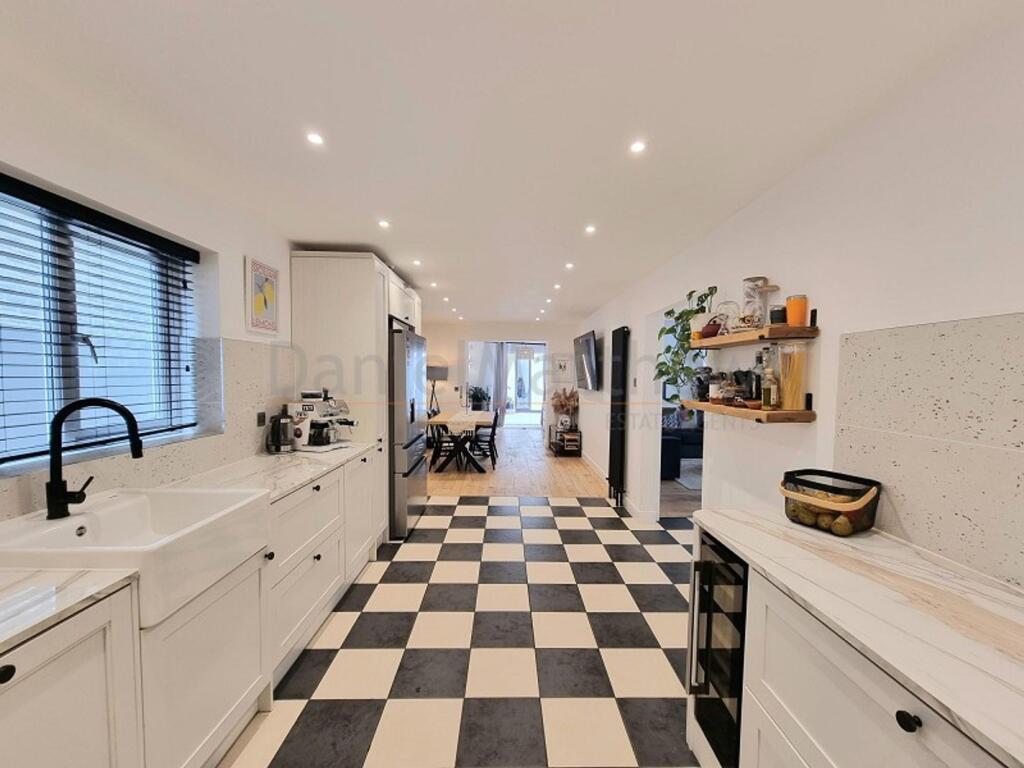 Kitchen/Diner/Family Room