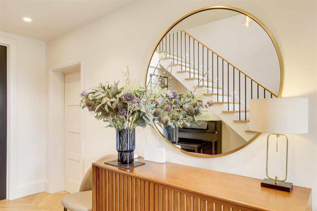 Entrance Hall (1).jpg