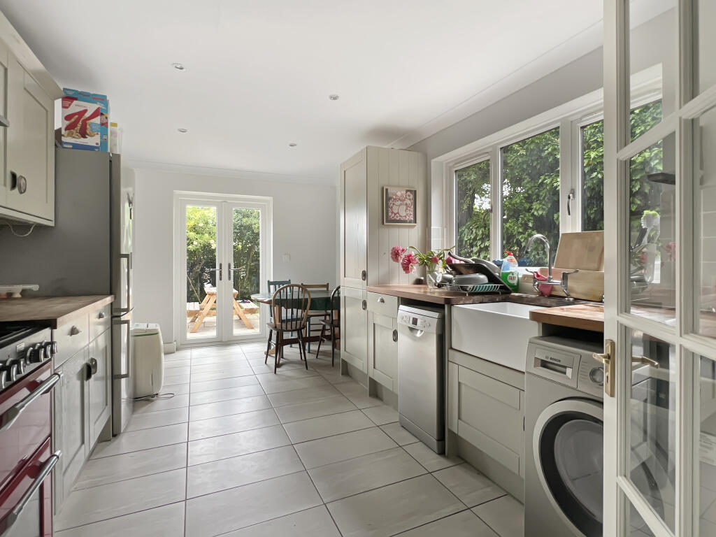 2a8cfb6d106e5d151d4edbcc5a919a1c286de12f