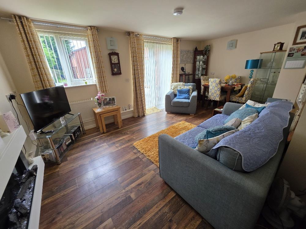 Open-plan Living/Dining Room