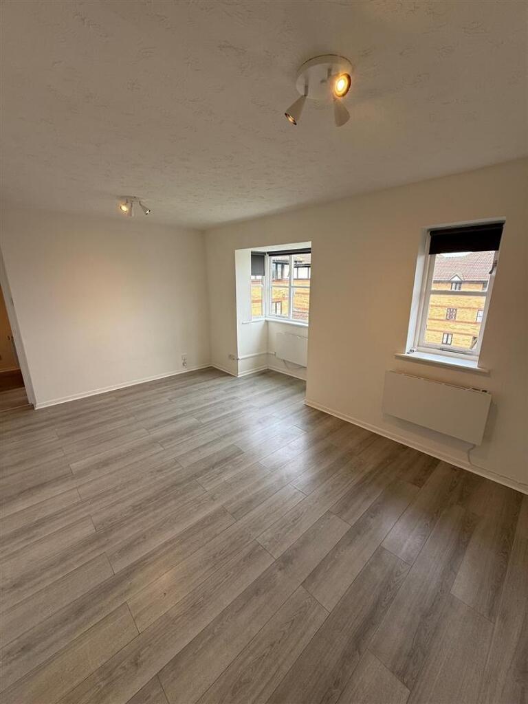 Living Room.jpg