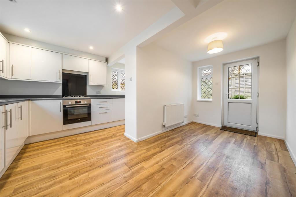 10 Critchmere Vale - Kitchen Dining Room.jpg