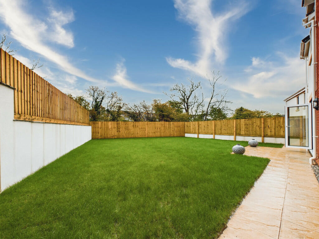 snapedit_17043668...