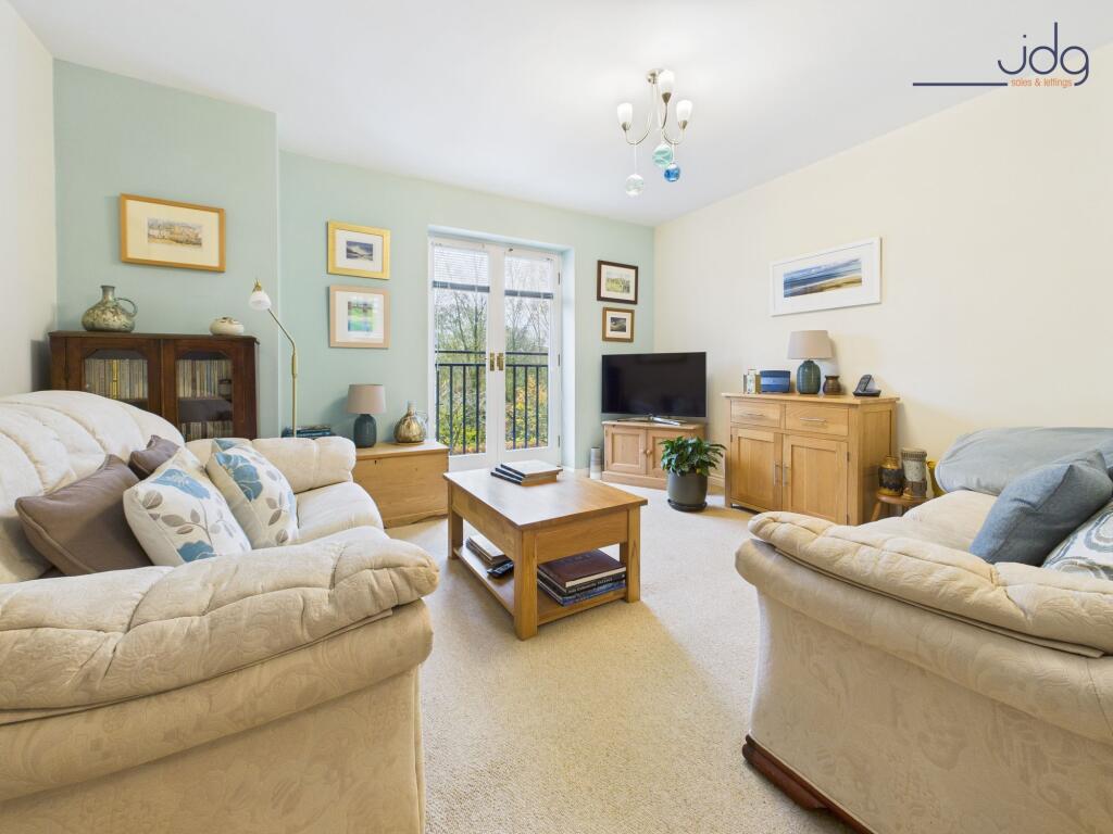 Open Plan Kitchen Diner and Living