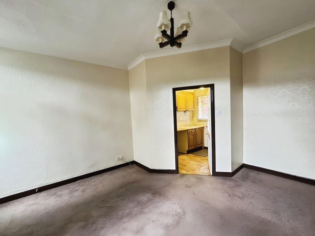 Hamond Estates - House for sale Batley - Paul McGo