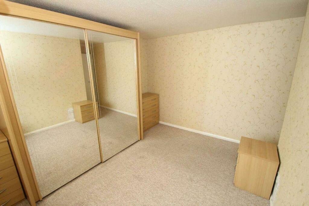 Bedroom 1 Aspect 2