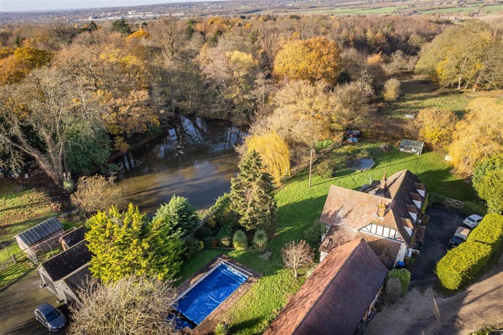 The Gardeners Cottage aerial  (11).jpg