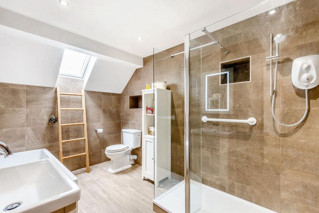 Master en-suite