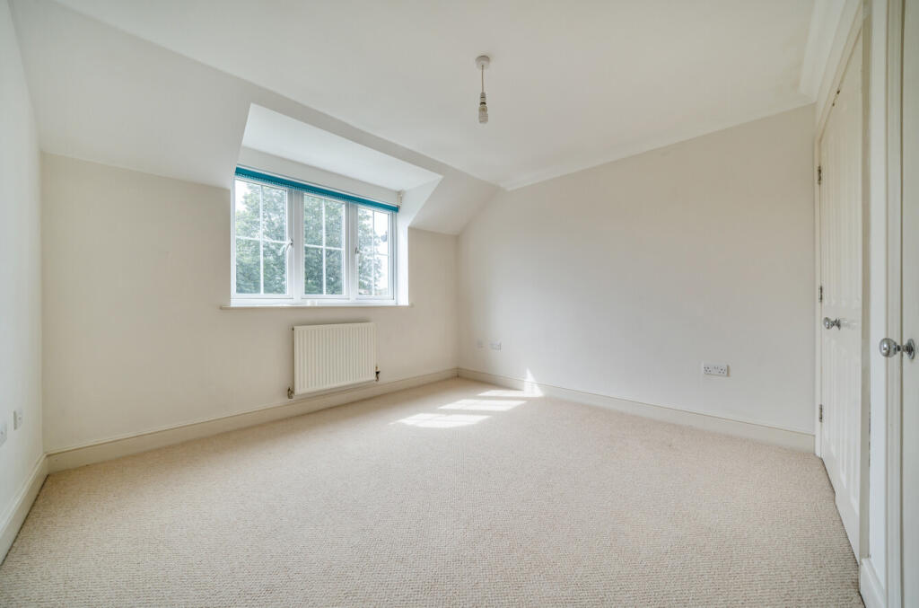 1347843-6-68b7290...