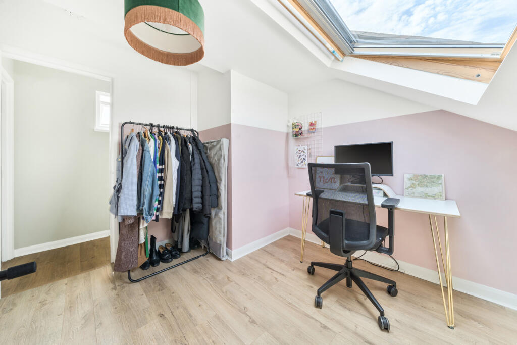 1317755-16-6863c0...