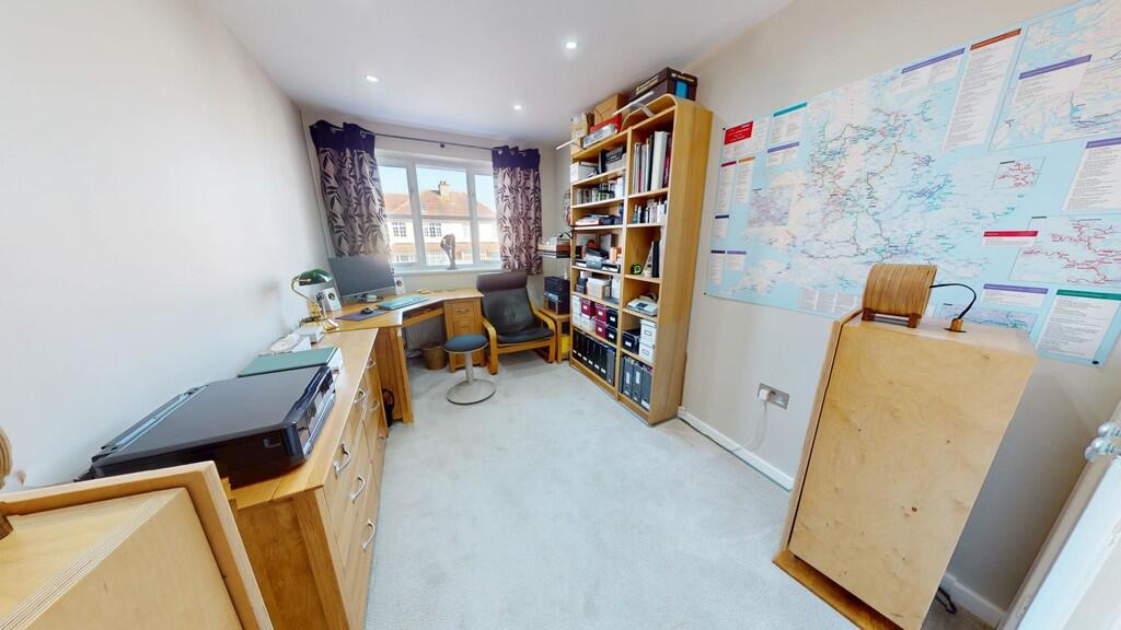 Ashby-Court-Drayt...
