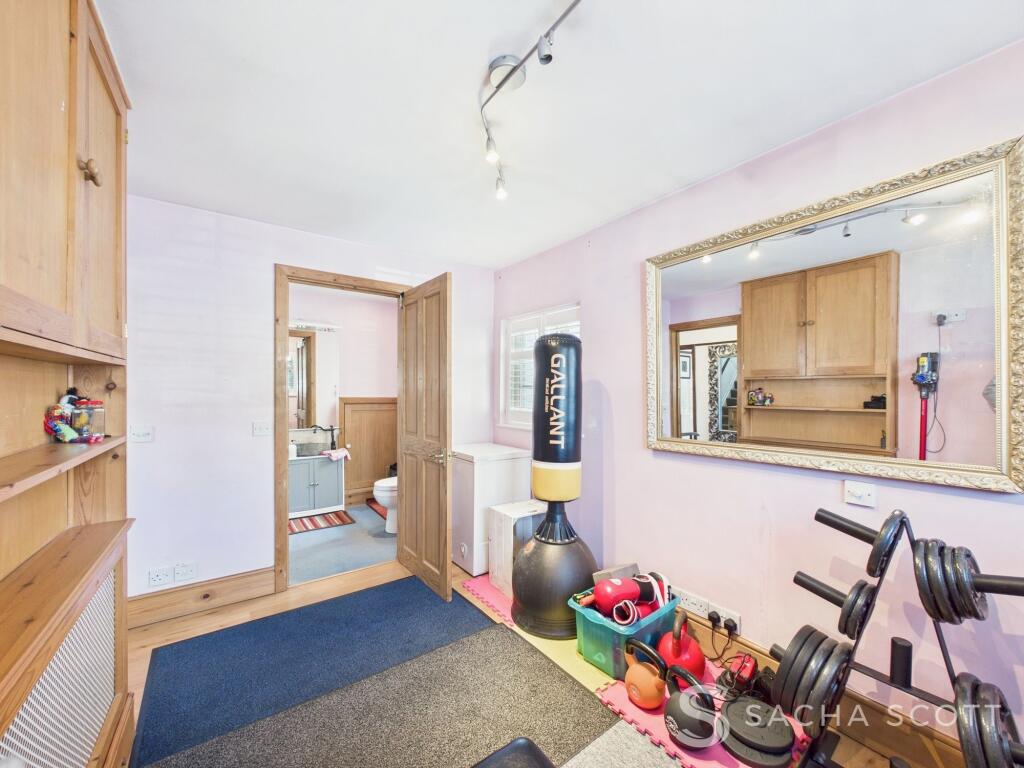 Guest Bedroom / Office