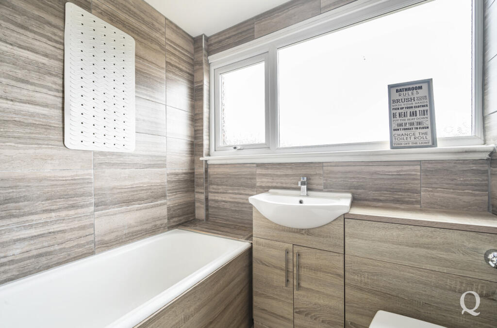 2100727a-b29f-405...