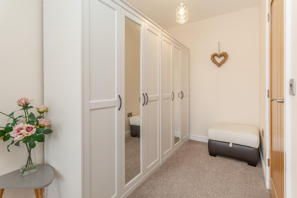 bedroom 1d