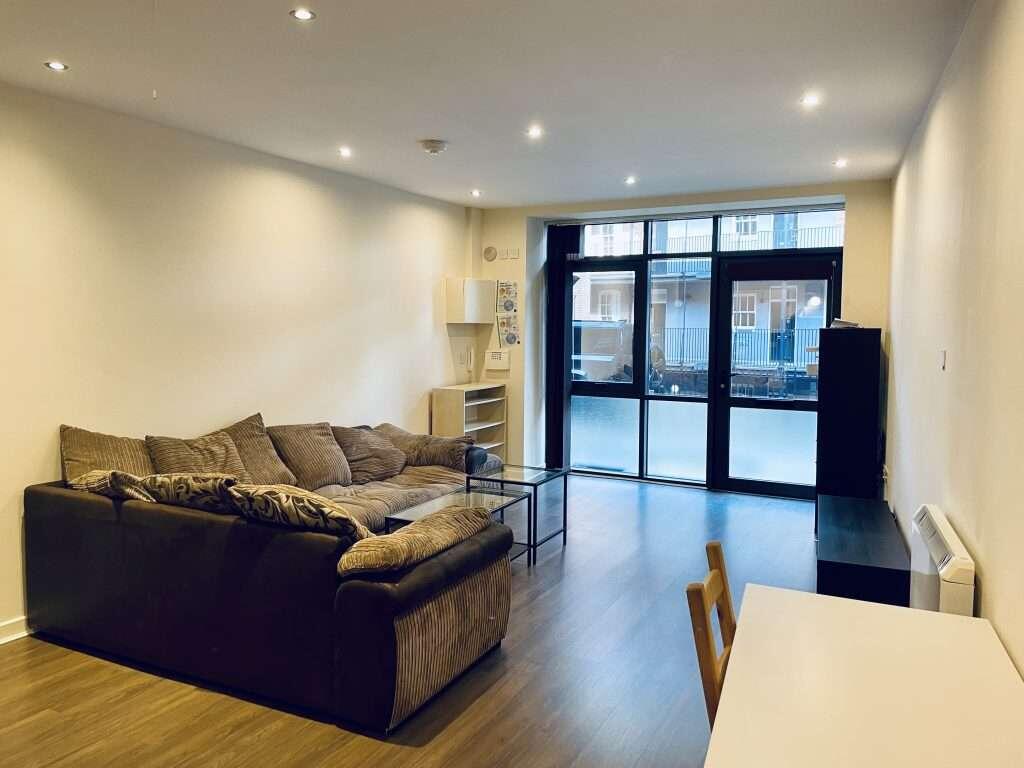 Flat_2a_Croft_Buildings