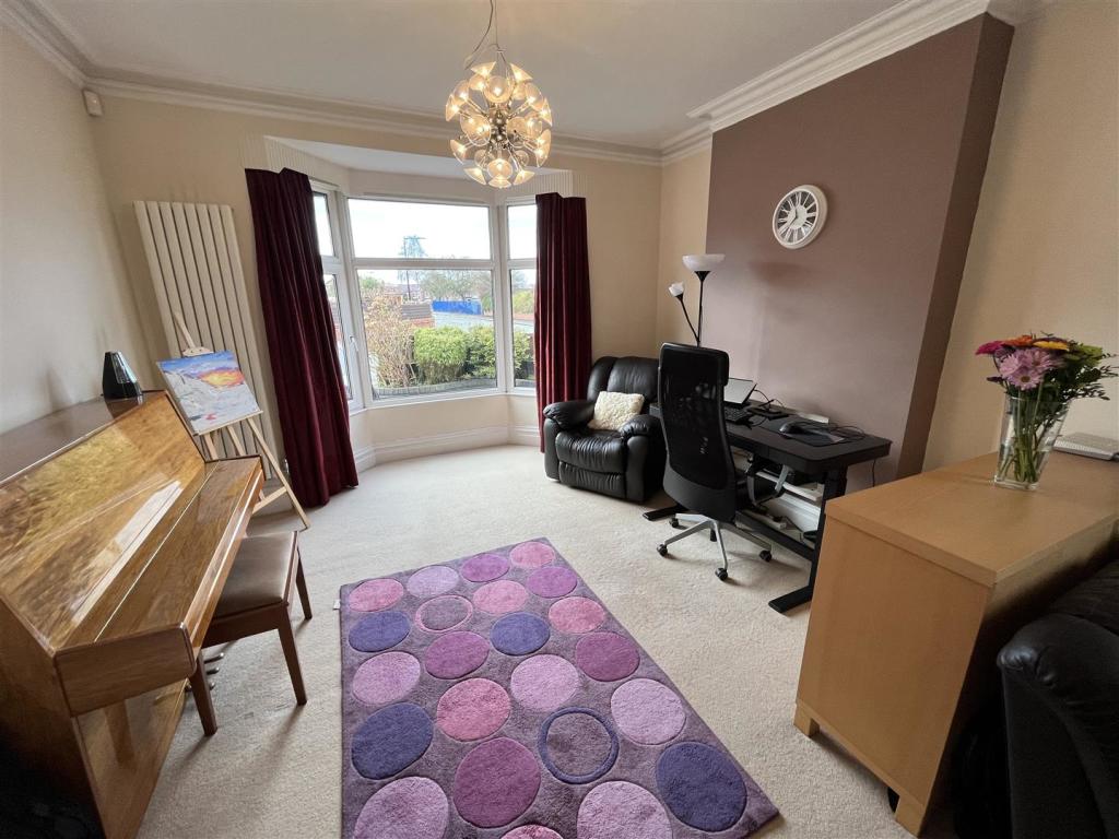 Sitting Room.jpg