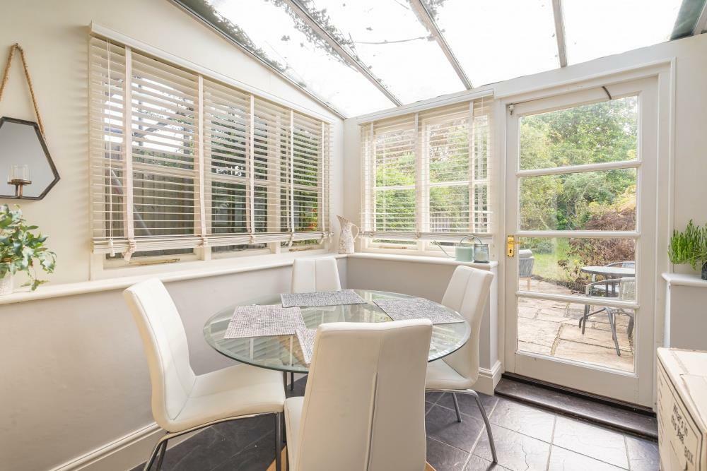 DSC01052 - 800px.jpg