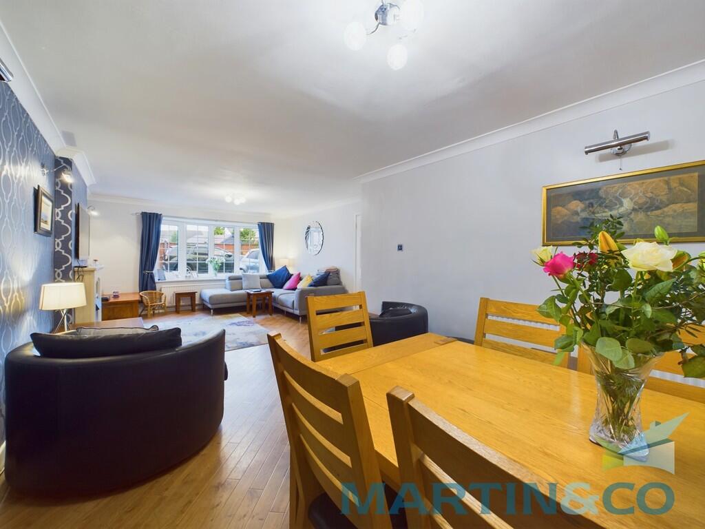 CAM01870G0-PR0148...