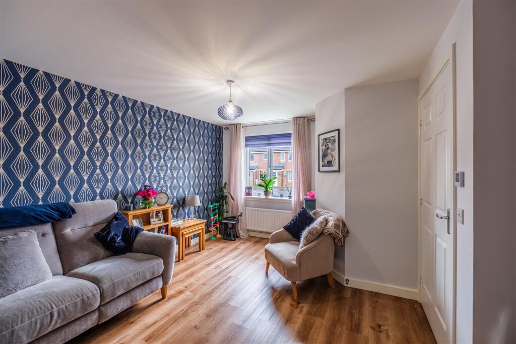 Twister Crescent-10.jpg