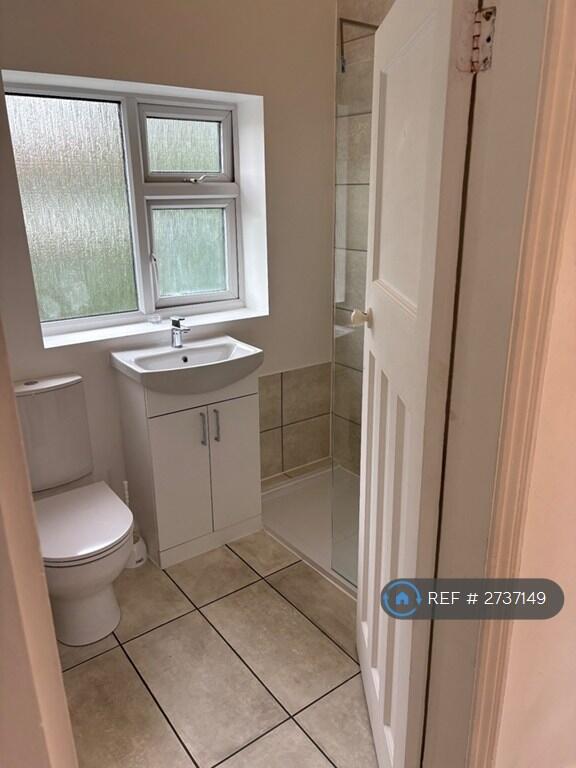 Upstairs Newly Fitted Bathroom