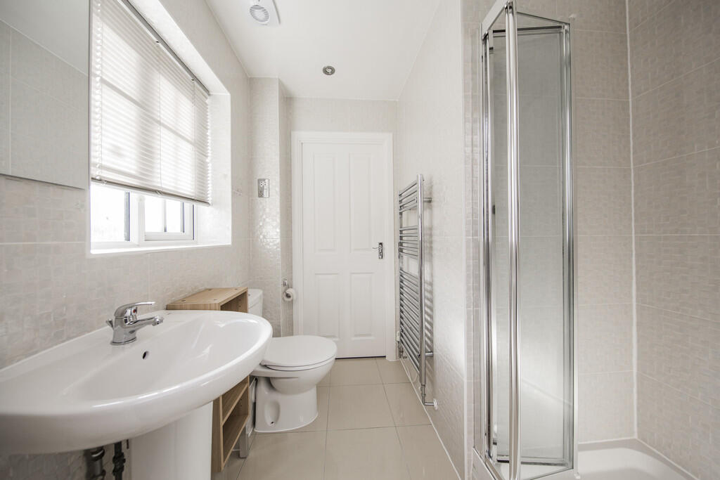 En Suite 2