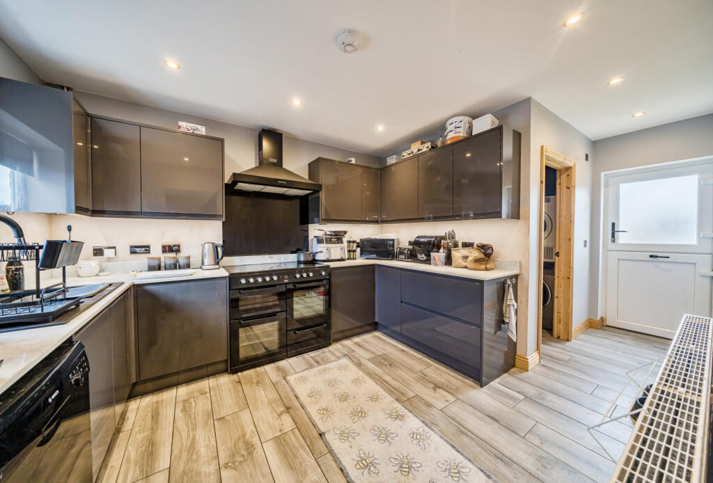 1347735-17-68b81a...