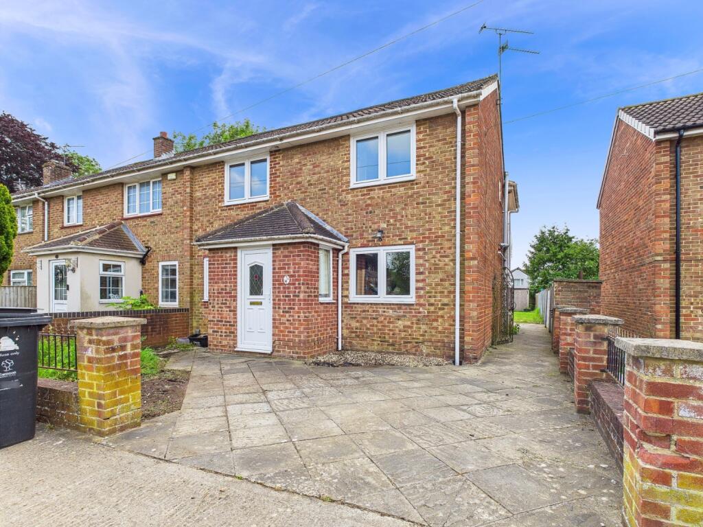 CAM01338G0-PR0108-STILL002